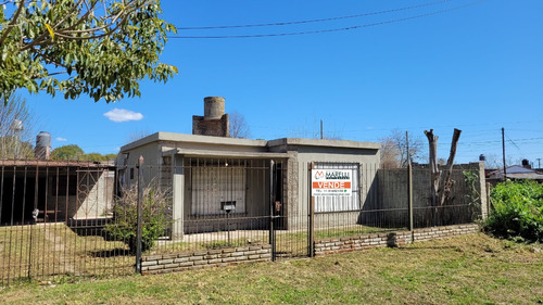 Casa En Venta En General Rodriguez