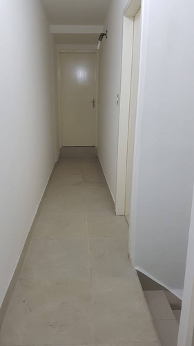 Sobrado 3 Dorm., Churrasqueira, Jd. Ester. Fl29