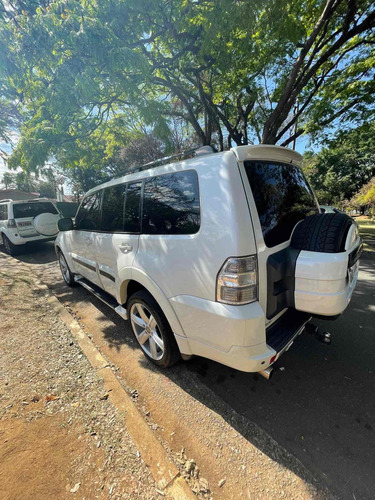 Imagem 8 de 15 de Mitsubishi Pajero Full 2013 3.2 Hpe Aut. 5p