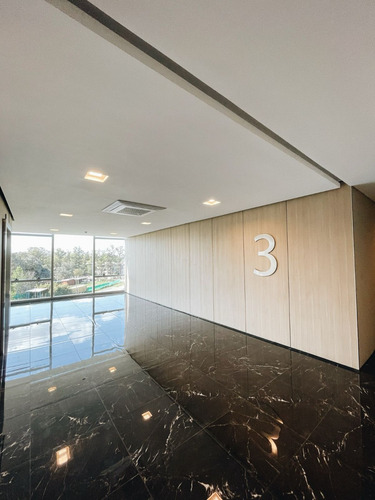 Excelente Oportunidad De Inversion Oficina Y Una Cochera Particular En Meridiano Business Center Pilar