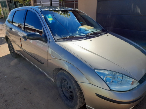 Ford Focus 1.6 Ambiente 2005