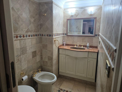 Casa 4 Ambientes En Alquiler Barrio Los Rosales