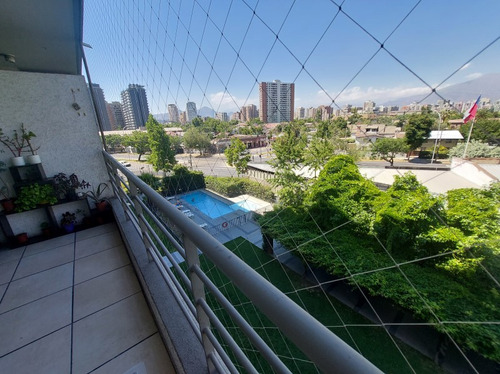 Excelente Departamento Ubuicado En Cfrescente Errazuriz 401