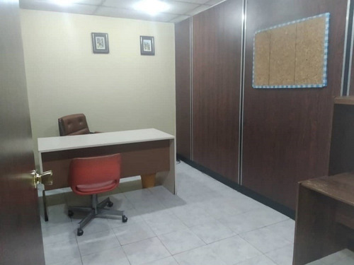 Imagen 6 de 10 de Alquiler De Cubículos En Oficina Ejecutiva De 14 M2