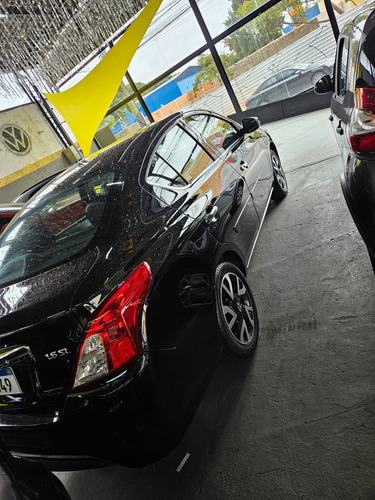Nissan Versa 1.6 16v Sl Aut. 4p