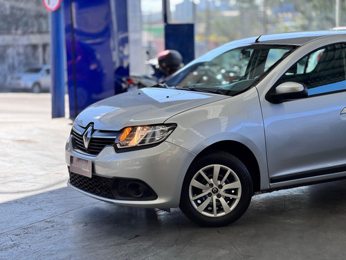 Renault Sandero 1.0 EXPRESSION 16V FLEX 4P MANUAL
