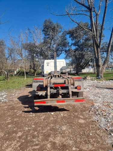 Ford Cargo 1722e Roll Off Gancho Alto Baco