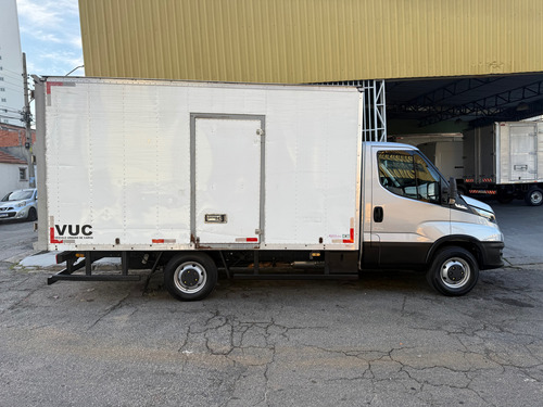 Iveco Daily Chasis 3.0 30-160 3750 Cab. Simples 2P