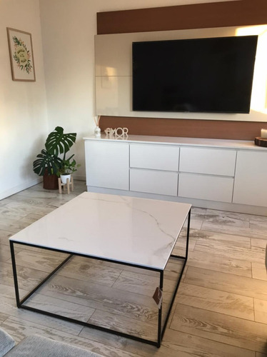 Imagen 8 de 10 de Mesa Ratona Simil Marmol Con Est. Hierro Estilo Industrial