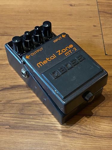 Pedal Boss Mt-2 Metal Zone - Usado