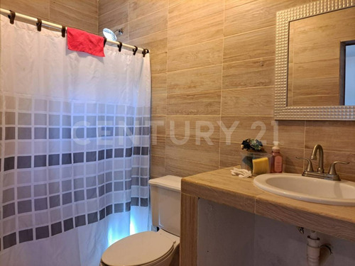 Casa En Venta / Renta En Suchitlán, Colima