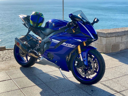 Yamaha R6