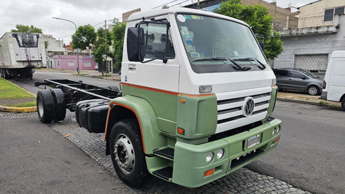 Volkswagen 13-180 Chasis Año 2009