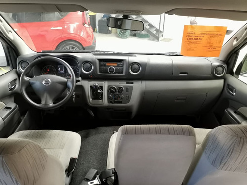 Imagen 12 de 14 de Nissan Urvan 2.5 15 Pas Amplia Aa Mt