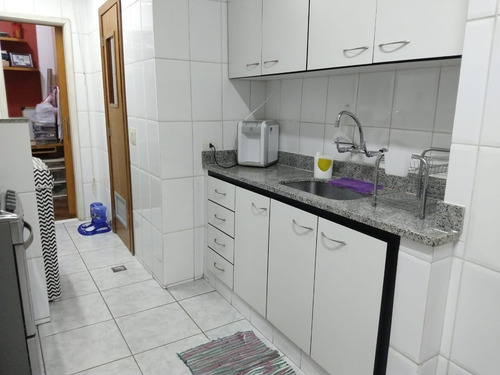 Imagem 26 de 30 de Excelente Apartamento Em Botafogo Com 2 Quartos (sendo 1 Suíte) E Sala Com Acesso À Varanda. - 1800