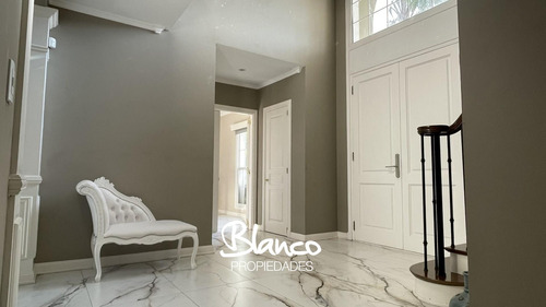 Casa En Venta En La Lomada, Pilar, G.b.a. Zona Norte