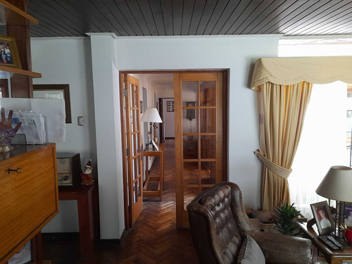 Casa En Venta En La Reina (88138)