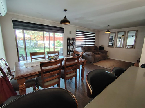 Casa En Venta Con Acceso A Laguna Artificial