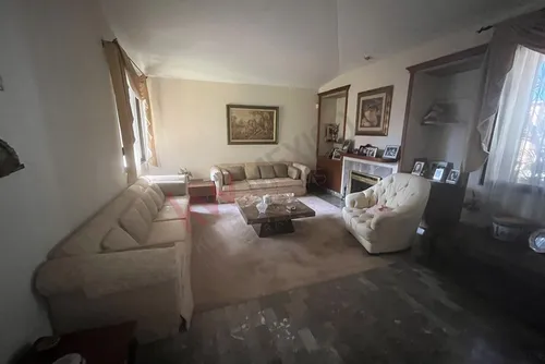 Casa En Chapultepec: 1 Piso, Confort Y Amplitud.