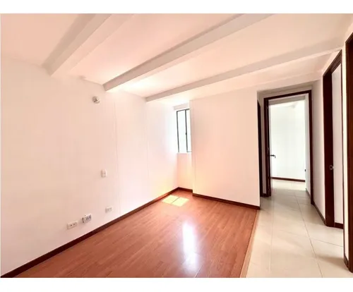 Apartamento En Venta Loma Los Parras