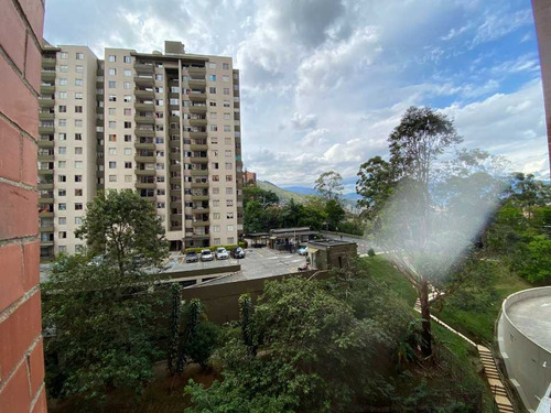 Venta De Apartamento En Rodeo Alto