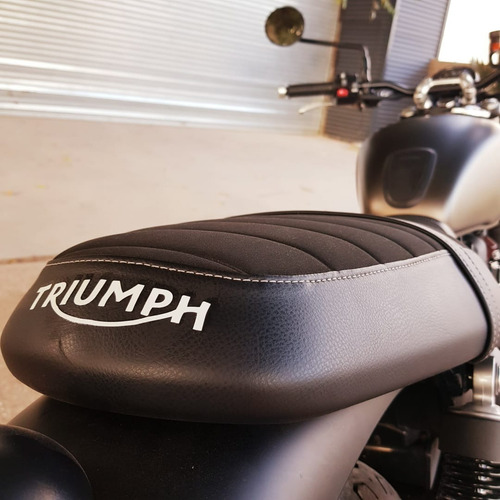 Triumph Street Twin