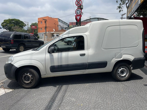 Imagem 3 de 9 de Fiat Fiorino 1.4 Mpi Furgão 8v 2017