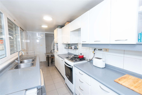 Venta Casa, Ubicación Privilegiada Sector Borde Río,vitacura