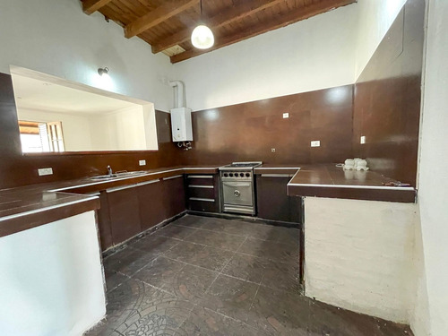 Imagen 20 de 30 de Casa En Venta Con Gran Terreno En Barrio Guadalupe