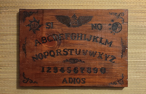 Tabla Ouija Real Hecha Artesanalmente Y Grabada A Mano (Usado)
