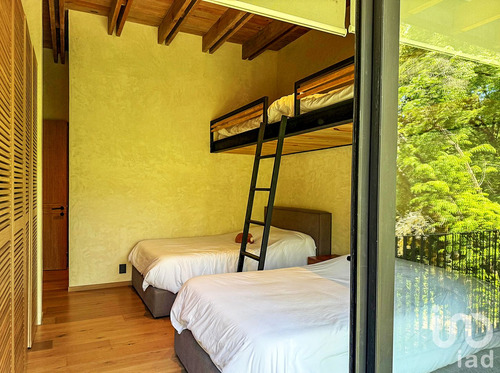 Venta Casa 5 Ambientes Avándaro