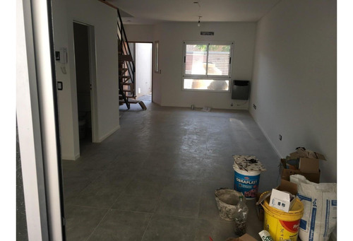 Imagen 12 de 28 de Modernos Duplex De Categoría A Estrenar En 2 Plantas Con 3 D