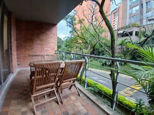 Apartaestudio En Arriendo Lalinde 472-6667