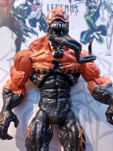 Combo De Muñecos Venom Y Venom Orange De Legends Series 18cm