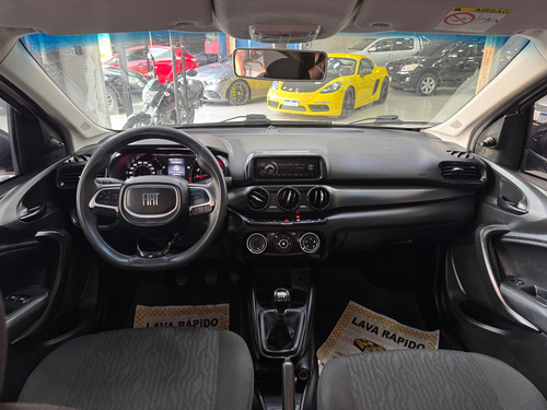 Fiat Cronos 1.0 Drive Flex 4p