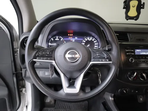 Nissan Frontier XE DSL 2.3 AT TD 6AB 4X4