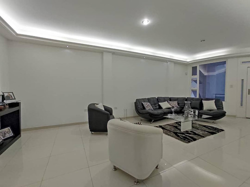 Casa En Venta Av Ferrero Tamayo San Cristóbal Mg097