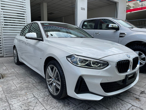 Imagen 2 de 9 de Bmw 120i Sedan Impecable 2021