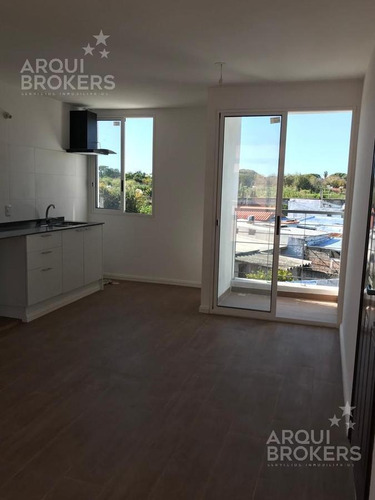 Imagen 8 de 11 de Venta Apartamento Dos Dormitorios En Sayago - 203