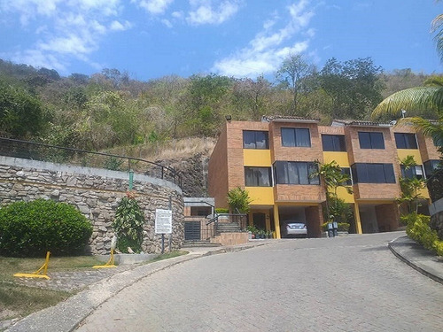 Imagen 12 de 13 de Belklia Giron Vende | Townhouse En Lomas Del Este, Valencia (atth-172)