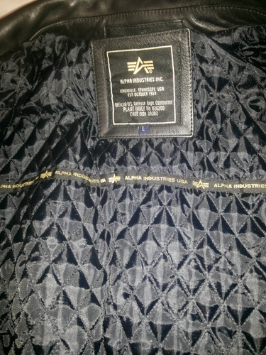 Campera Alpha De Cuero Talle L Slim Fit (Usado)