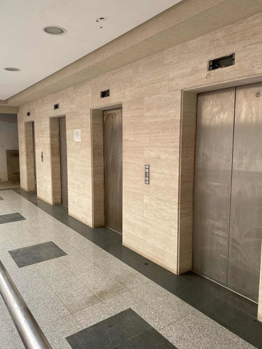 Imagen 12 de 13 de Codigo 440348 Penthouse De Oficinas Cristal