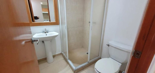 Venta De Amplio Departamento En Colonia Anahuac, Miguel Hidalgo, Cdmx. Eg.