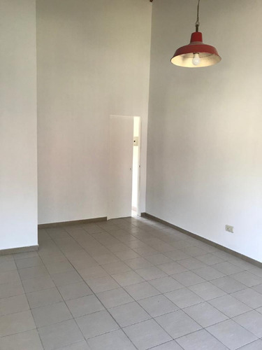 Chalet En Venta En Burzaco Este