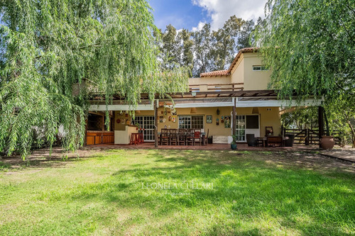 Venta - Casa - Barrio Santo Domingo - Canning / San Vicente