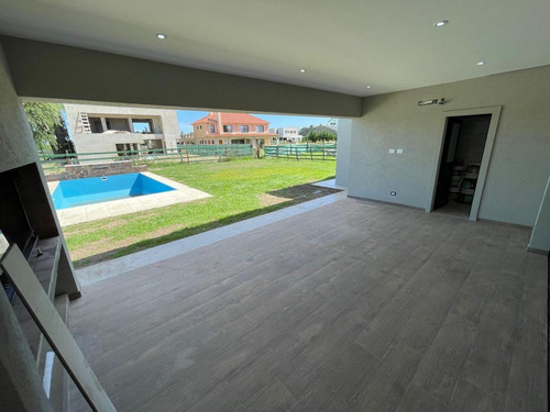Imagen 7 de 17 de Casa - Canning (ezeiza)