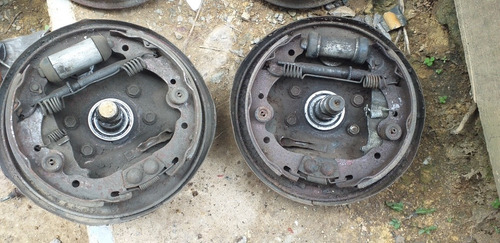 Bocinas Traceras Nissan B12
