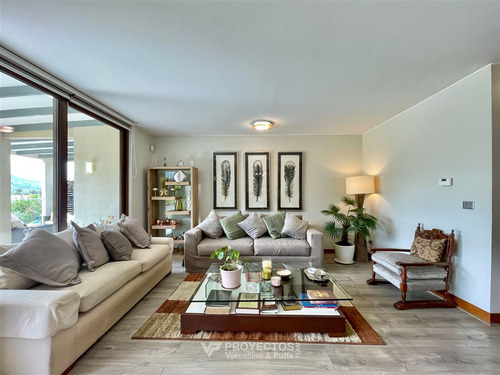Casa En Venta De 4 Dorm. En Lo Barnechea (craighouse)