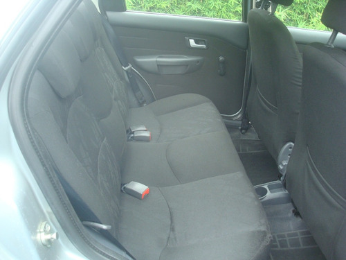 Fiat Siena El 1.0 Flex 4p Ano 2010