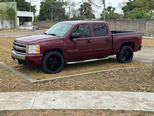 Chevrolet Cheyenne crew cab 5.3 LT 4x2